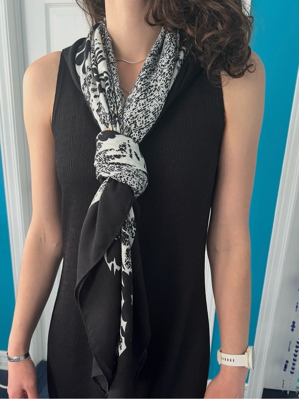 🎁Vintage Black & White Floral Oversized Scarf  •  Wrap • Butter Yellow Accents - Picture 6 of 13